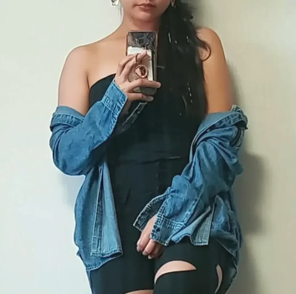 Nellie, 28