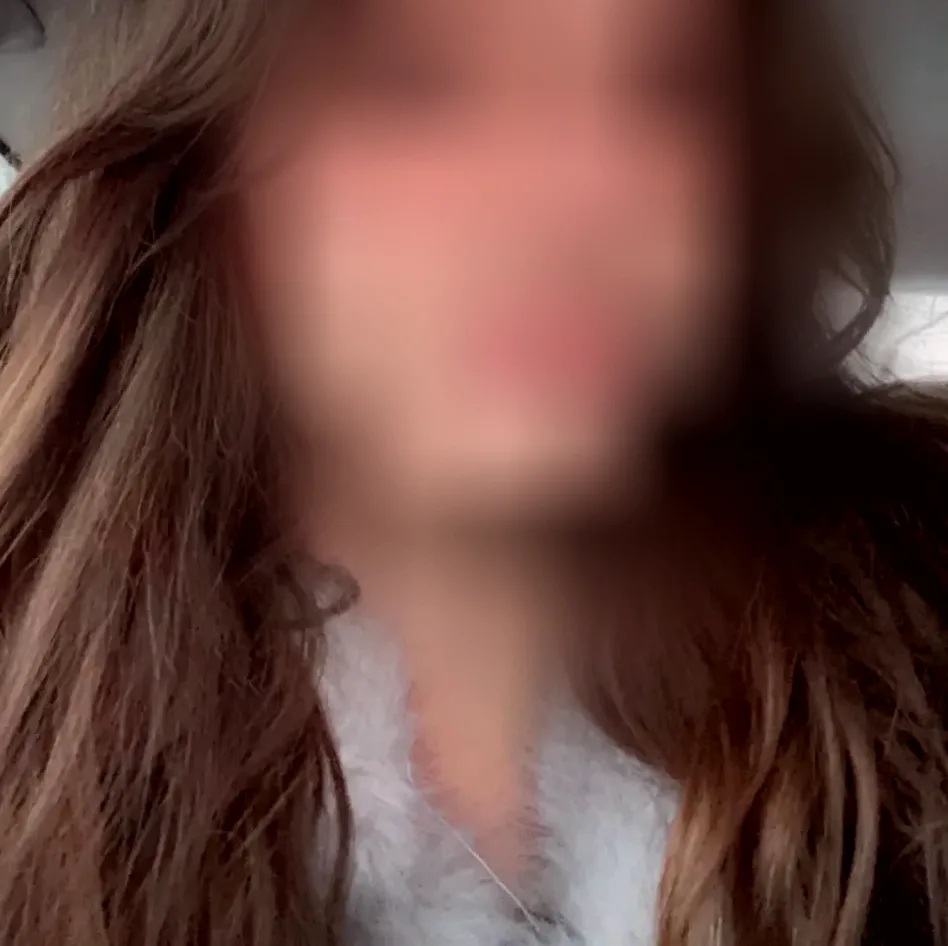 Petra, 23